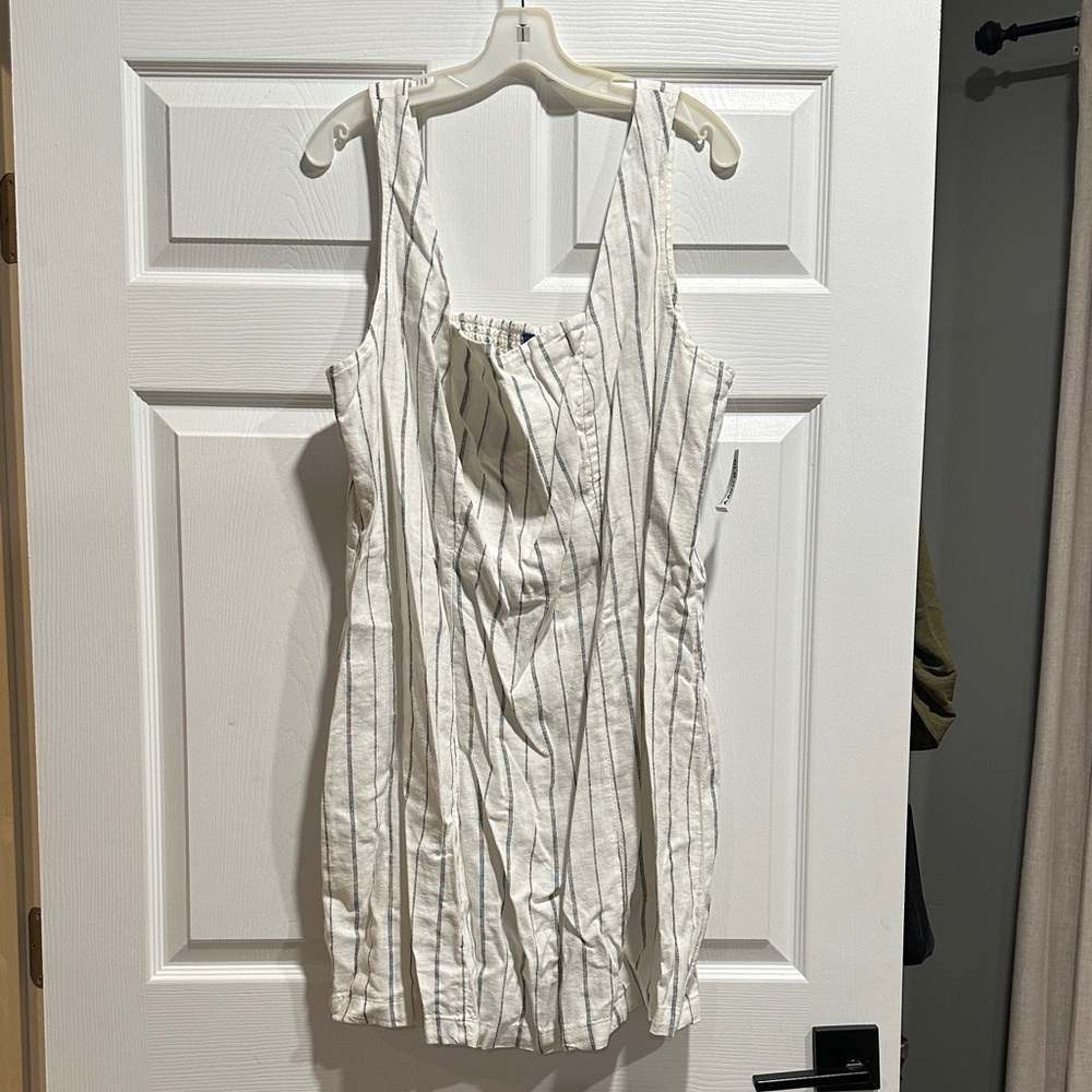 Old Navy White and Black Striped Midi Dress